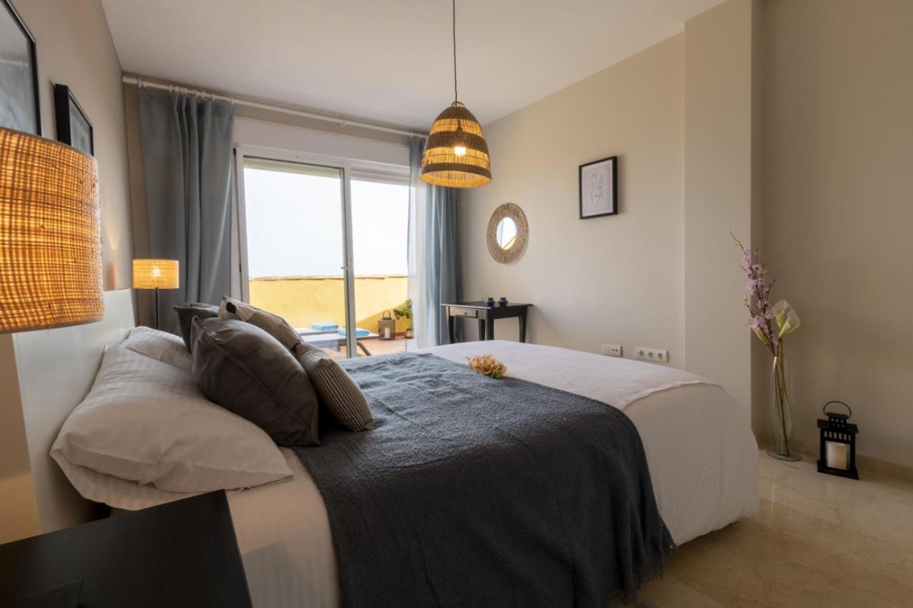 Casa Sol Duplex Penthouse, Pool, Bbq, Sauna, Gym * Fuengirola
